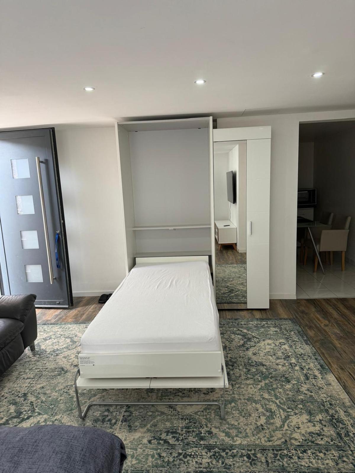Studio 45M2 Tres Calme Village-Neuf Exteriör bild